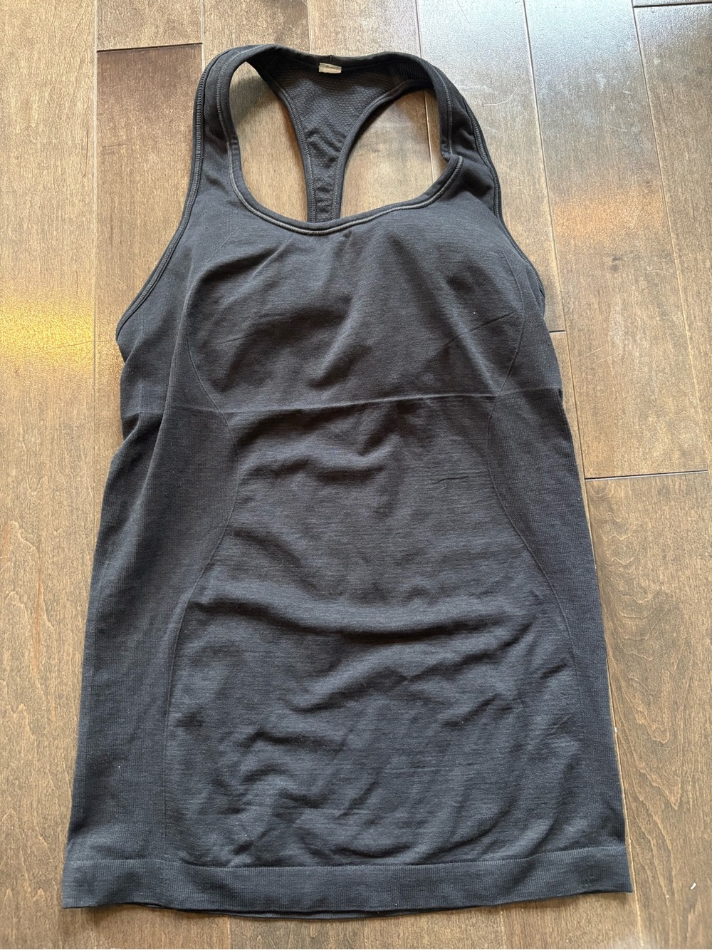 LULULEMON Black Racerback Tank Top Size 6 Built In Bra Seamless Athletic